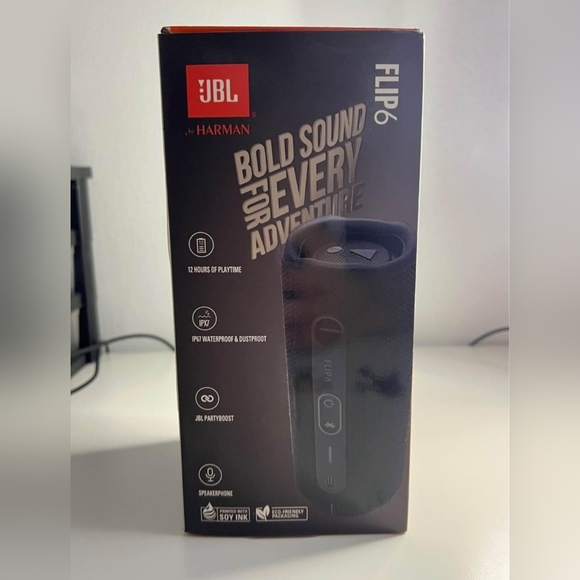 Jbl flip 6 (WITH RECEIPT) - Picture 3 of 5